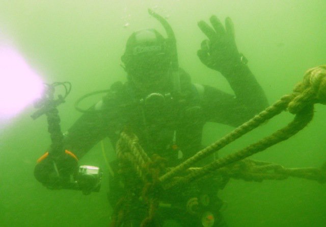 Diving in Canada, St-Zotique - By George Delaportas
