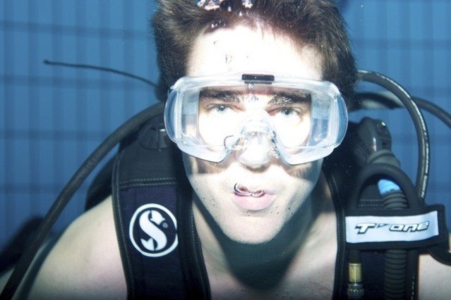 UCPA - Dive Center